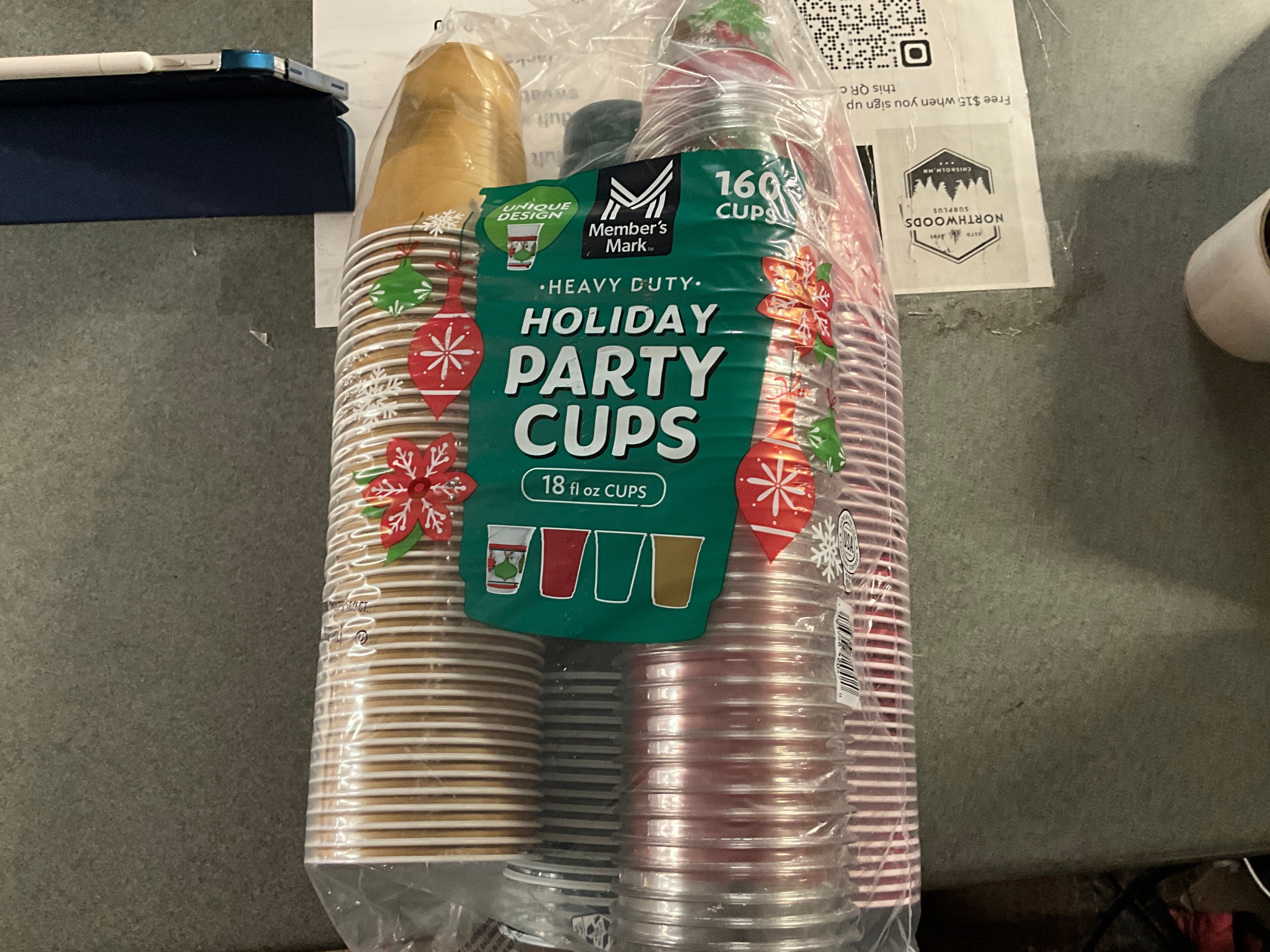 Holiday party cups